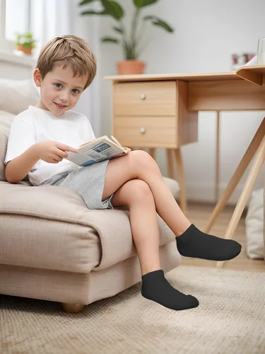 Vista 2 de URATOT 24 pares de calcetines de corte bajo para niños Calcetines tobilleros atléticos de media amortiguación para niños o niñas