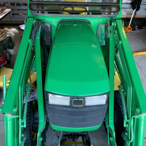 Vista 2 de KUAFU Capó superior de tractor compatible con John Deere 4200 4210 4300 4310 4400 4410 Campana compacta de tractor con puerta de combustible