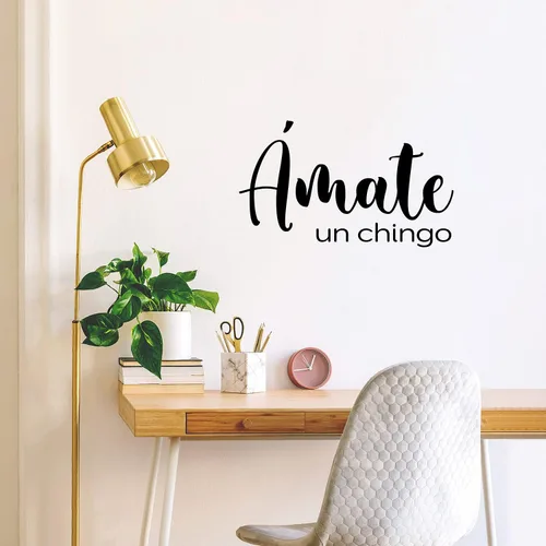 Vista 2 de Ámate Un Chingo - Calcomanía de vinilo para pared, 14.5 x 25 pulgadas, calcomanía de autoestima positiva de moda en español para el hogar