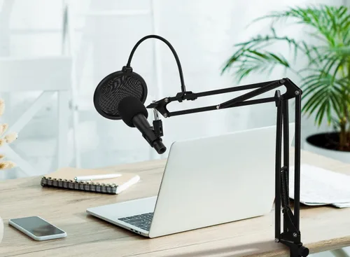 Vista 8 de Amazon Basics Soporte de micrófono ajustable, filtro pop, pantalla antiviento, para Blue Yeti, Snowball, Shure, Audio-Technica, otros micrófonos, 14