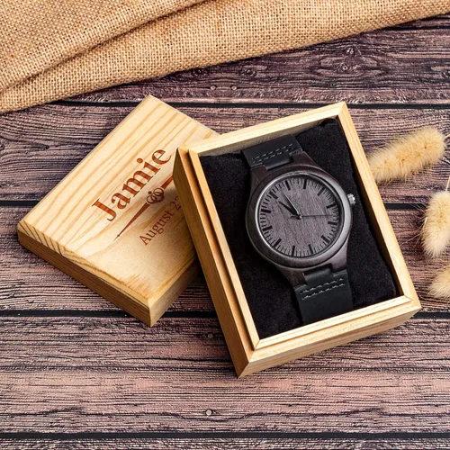 Vista 7 de Reloj de madera grabado personalizado, regalo para hijo de padres como idea de madera personalizada de Navidad, cumpleaños, graduación, con correa