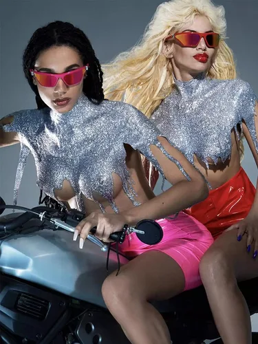Vista 2 de AIEYEZO Gafas de sol modernas Y2K para mujeres y hombres gafas de sol envolventes a la moda deportivas futuristas sunnies