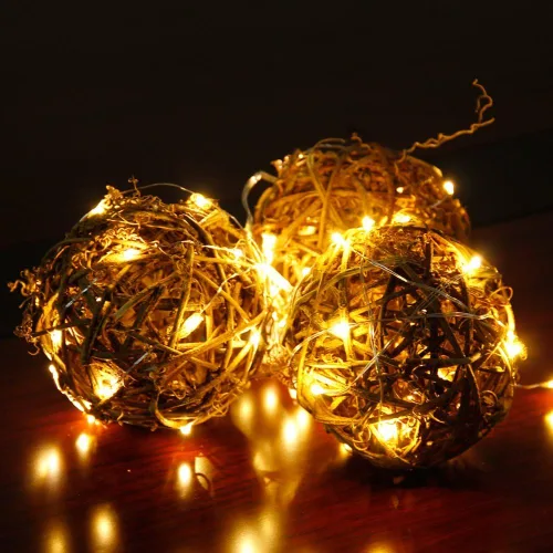 Vista 4 de Tira de luces led rutilantes con 20 luces de hadas led micro Cylapex, en cable de cobre revestido de plata de 3.3 pies, funciona con dos