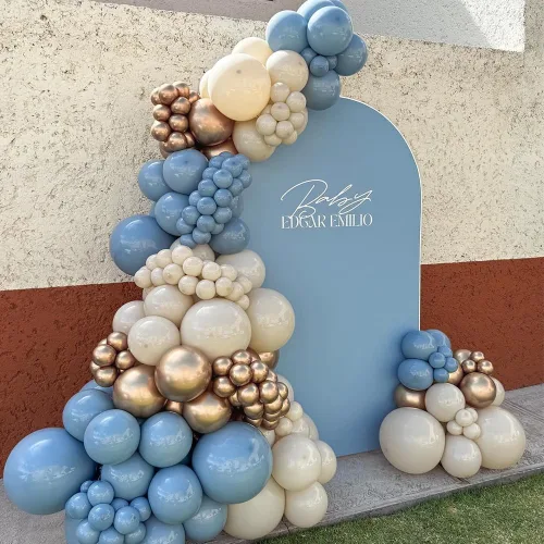 Vista 4 de Kit de Arco de Guirnalda de Globos Baby in Bloom, 150 Piezas de Globos de Látex Azul Bebé Polvoriento Blanco Arena Champán Dorado para Baby Shower