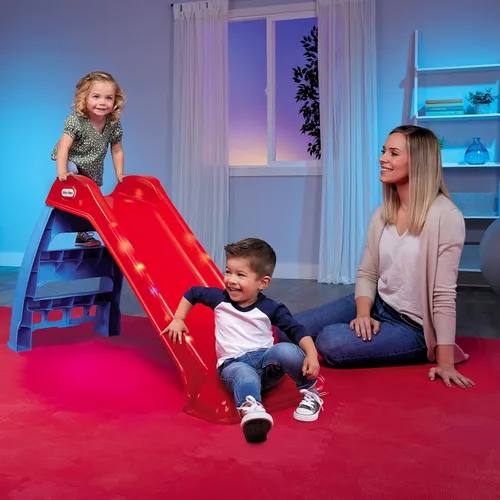 Vista 2 de Little Tikes – Primer tobogán iluminado para niños, interior/exterior, rojo