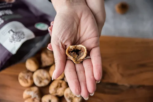 Vista 5 de Higos orgánicos griegos kalamata secados al sol – Certificado orgánico USDA – No Gmo – Vegano – Sin gluten – Alta fibra – Sin azúcar añadido – Sin