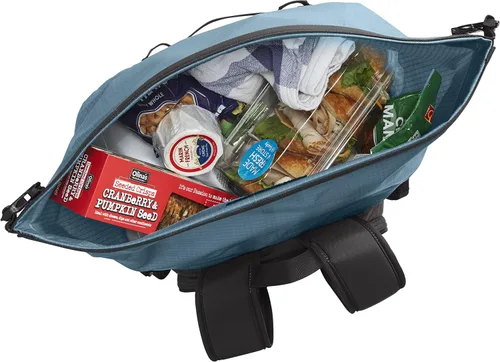 Vista 5 de CamelBak ChillBak Pack 30 Soft Cooler Backpack & Hydration Center Fusion Reservoir 6L