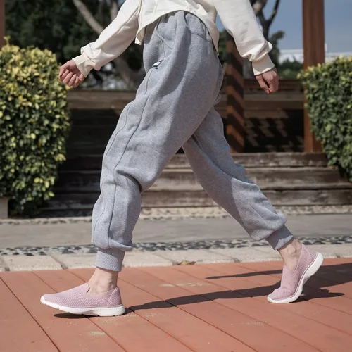 Vista 3 de Zuwoigo Zapatos de senderismo para mujer, cómodos, sin cordones, informales, transpirables, para entrenamiento, gimnasio, trabajo, tenis