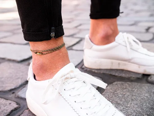 Vista 44 de Made by Nami Surfer Anklet with Snap Hook Clasp Waterproof & Adjustable Thin String Ankle Bracelets for Women and Men Handmade Jewelry for Beach and