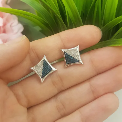 Vista 8 de Dazzlingrock Collection Pendientes de tuerca redondos de 0,38 quilates con forma de cometa de micro pavé de diamante blanco y azul