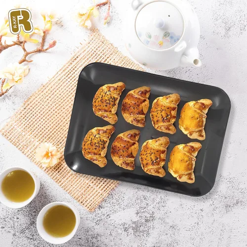 Vista 3 de Paquete de 3 bandejas de plástico negro para servir – Bandeja negra de 8 x 11 pulgadas – Bandejas de postre resistentes para alimentos – Bandejas