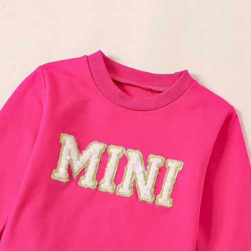 Vista 4 de Mtsebmves Mommy and Me Conjuntos a juego Sudadera de manga larga para la familia, trajes a juego sin botones, Rojo rosa