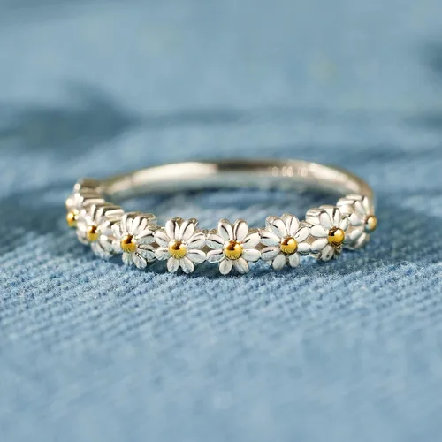 Vista 4 de Story Jewellery Thinking Of You - Anillo para mujer, diseño de margaritas con texto en inglés "I Think About You Every Daisy", anillos chapados