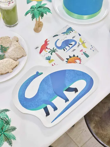Vista 5 de Talking Tables Servilletas de papel de dinosaurio para fiestas de cumpleaños de niñas o niños, 13 x 13 pulgadas, colores mezclados, paquete de 20