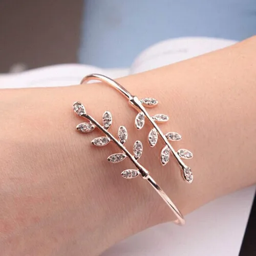 Vista 5 de Pulseras de pulsera para mujer diseño de hoja con incrustaciones de diamantes de imitación de moda