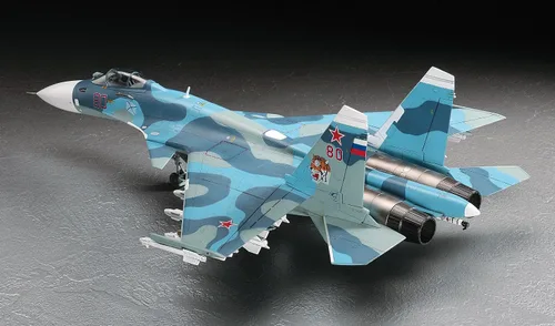 Vista 2 de Hasegawa 1:72 Escala SU-33 Flanker D Modelo Kit