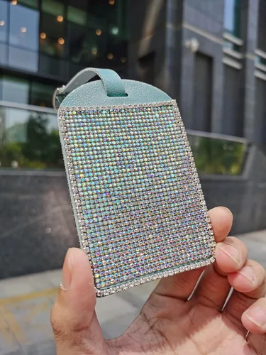 Vista 2 de Paquete de 1 etiqueta de equipaje con diamantes brillantes azules con purpurina azul, diamantes de imitación azules, bolsa escolar, maleta, etiqueta