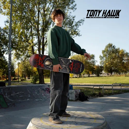 Vista 6 de Tony Hawk - 31-Inch Signature Series 4 Skateboard, 9-Ply Maple Deck Crossbones