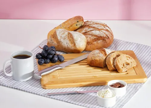 Vista 7 de RoyalHouse Tabla de cortar pan de bambú natural de alta calidad con bandeja para migas, bandeja para servir pan para cocina Bandeja para servir