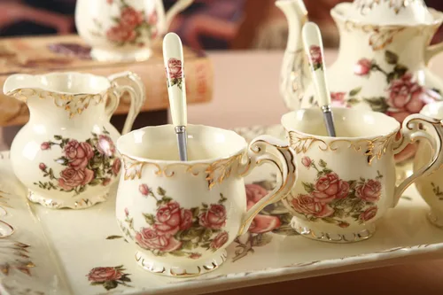 Vista 3 de Tazas de té y platillos (rosa, 8 onzas), juego de tazas y platillos florales con cuchara, tazas de té vintage, juego de té de porcelana