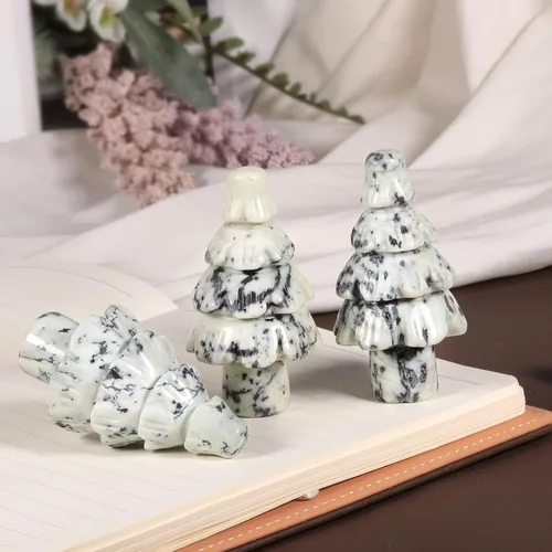 Vista 2 de Mini adorno de mesa de árbol de Navidad de mano de 2.56 pulgadas, decoración de escritorio para reiki de Navidad, cristal curativo Feng Shui, piedra