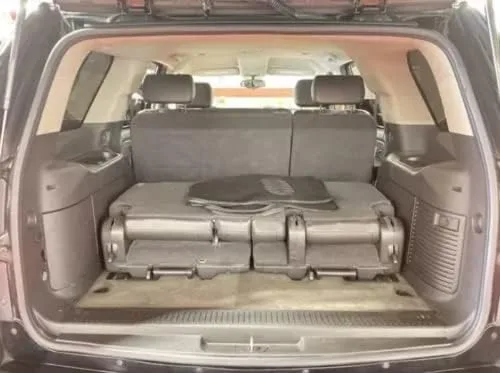 Vista 6 de Red de carga organizadora de maletero para Caddy Escalade Chevy Suburban Tahoe GMC Yukon 2000-2014 – Red de carga estilo sobre para SUV