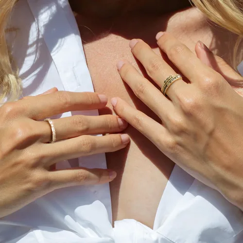 Vista 6 de Anillos de oro para mujer, no se deslustra, delicados anillos apilables de moda, eternidad, promesa, circonita cúbica, juego de anillos de peridoto