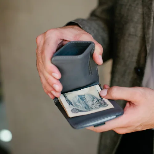 Vista 5 de Distil Union - Wally Euro, Slim Leather Wallet with Coin Pouch and Money Clip (Ink)