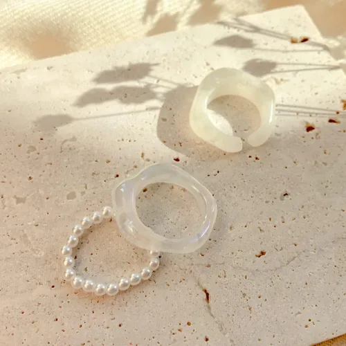 Vista 3 de Viva Joya 24-30 anillos de resina anillos de plástico acrílicos para mujeres y adolescentes joyería gruesa de moda colorida y bonita apilable