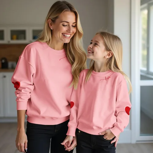 Vista 2 de MODNTOGA Mommy and Me - Sudadera de cuello redondo con cuello redondo y estampado de corazón, manga larga, sudadera familiar a juego Niño-rosa