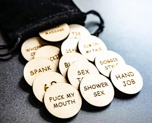 Vista 2 de Tokens traviesos, Fichas de sexo, Token de mamada, Fichas de placer, Juego sexual para maduras, Juego de despedida de soltera, Regalo sexual
