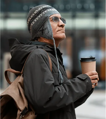 Vista 3 de Gamboa Gorro de alpaca para hombres y mujeres, gorra con orejeras para invierno, sombrero peruano