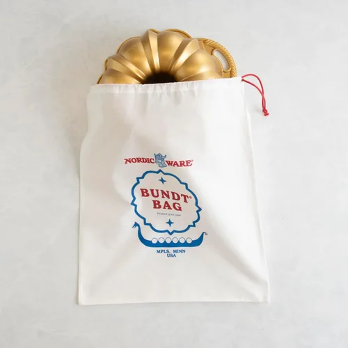 Vista 4 de Nordic Ware Bundt - Bolsa de almacenamiento, tamaño mediano, color marrón 01128