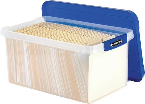 Vista 2 de Caja de archivo Bankers Box de plástico resistente de 20" para cartas Protect letter files in a tough plastic box with hanging rails that keeps