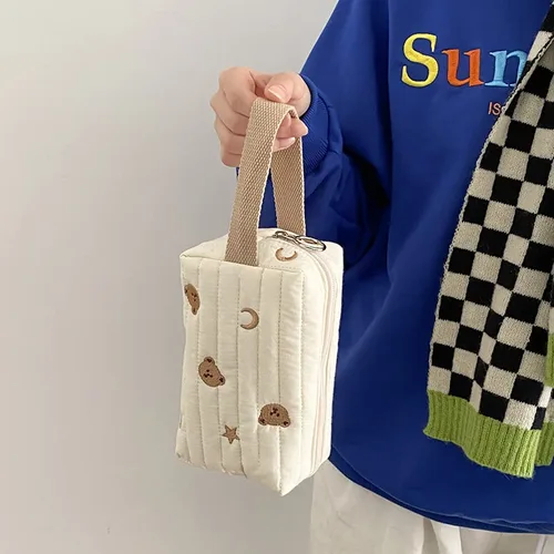Vista 3 de Bolsa de maquillaje Kawaii Bear Coquette, bolsa para cosméticos y cosméticos, bolsa organizadora de viaje, bonita bolsa acolchada para artículos
