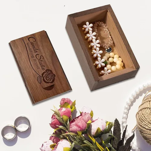 Vista 3 de Caja de regalo de madera pequeña personalizada con tapa deslizante, caja USB de recuerdo de madera personalizada con grabado láser con nombre