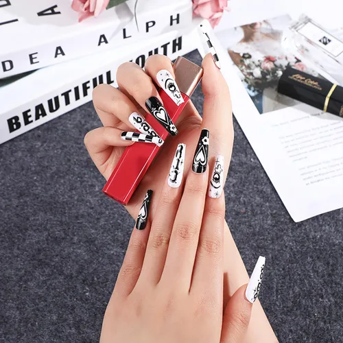 Vista 2 de 24 uñas postizas largas a presión de ataúd blanco y negro, uñas postizas reutilizables con diseño de patrón de ojos de cuadrícula de corazón, uñas