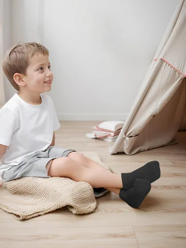 Vista 7 de URATOT 24 pares de calcetines de corte bajo para niños Calcetines tobilleros atléticos de media amortiguación para niños o niñas