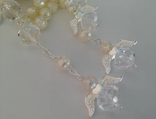 Vista 3 de 25 Pc Ivory Color Baptism Favors with Angels Mini Rosaries Silver Plated Acrylic Beads Recuerditos De Bautismo Christening Favors Decenarios Decades