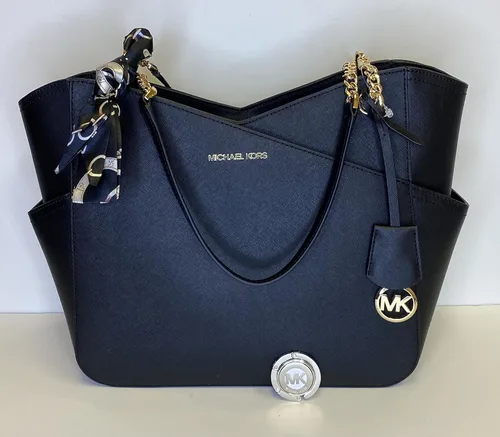Vista 8 de Michael Kors Jet Set - bolsa de hombro para viaje con cadena grande, cartera triple Michael Kors Jet Set.