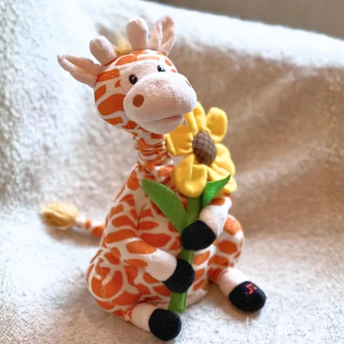 Vista 4 de Cuddle Barn Gerry - Mueve de jirafa de peluche animada con canción, 12