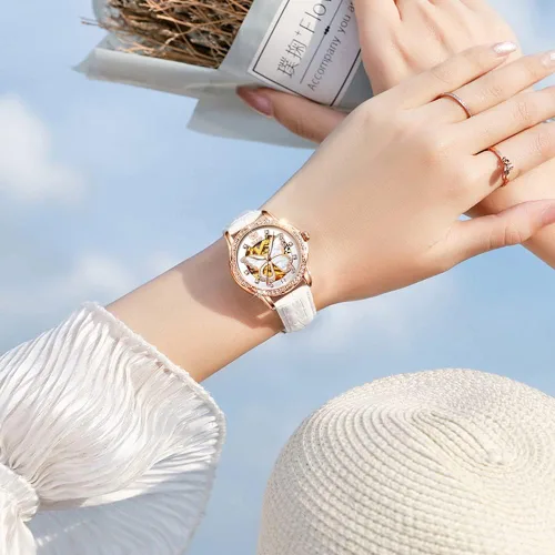 Vista 2 de OLEVS Reloj mecánico automático para mujer, correa de cuero, cuerda automática, reloj de pulsera para mujer, esfera de corazón de diamante