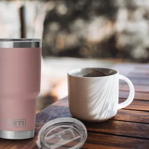 Vista 7 de Tapas de vaso a prueba de derrames para vasos de 20 onzas, 30 onzas Yeti y más, tapas resistentes a salpicaduras para vasos, para senderos