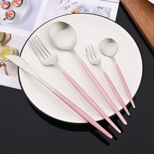 Vista 2 de JASHII Juego de 40 cubiertos de color rosa mate y plateado, juego de cubiertos de acero inoxidable para 8, incluye cucharadas de tenedor para Rosa