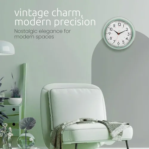 Vista 3 de Kiera Grace, reloj de pared retro con bisel cromado y lente de vidrio convexo, de 9.5 pulgadas, Plástico, Verde, 9.5