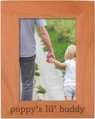 Vista 9 de Personalized Gifts Grandpa Gift Grandpa's Lil' Buddy Grandson - Marco de fotos de madera natural grabado de 4 x 6 pulgadas, diseño de paisaje