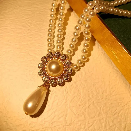 Vista 8 de Gargantilla de perlas de doble capa estilo princesa vintage con colgante de gota de girasol