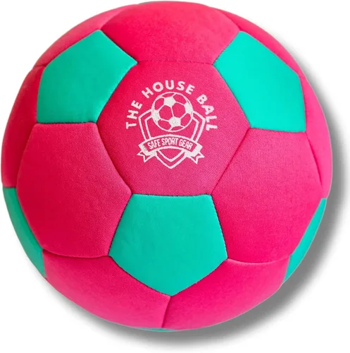 Vista 11 de The House Ball - La pelota de fútbol original suave y segura para interiores, tamaño 4, creada para el interior de tu hogar y patio, sin rozaduras