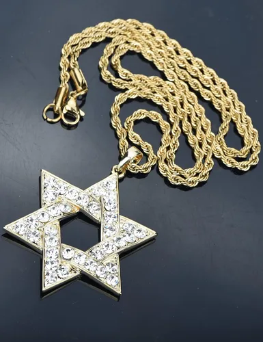Vista 4 de VVCome Collar con dije de estrella de David de cristal, cadena de acero inoxidable, joyería para mujeres y hombres