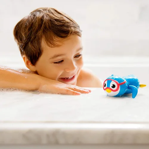 Vista 2 de Munchkin® Juego de elementos esenciales de baño con pingüino nadador de cuerda adicional, 3 piezas, gris